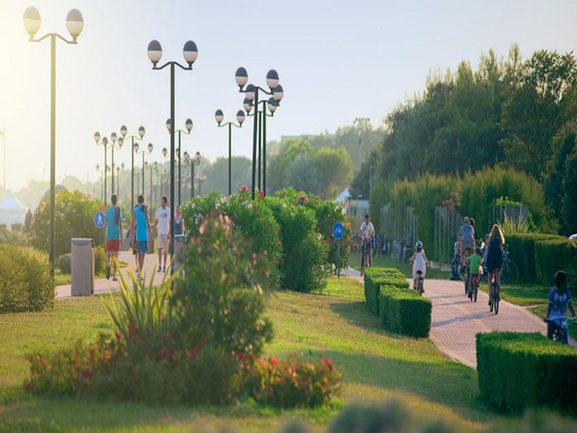 Hotel Amburgo Bibione Eksteriør bilde