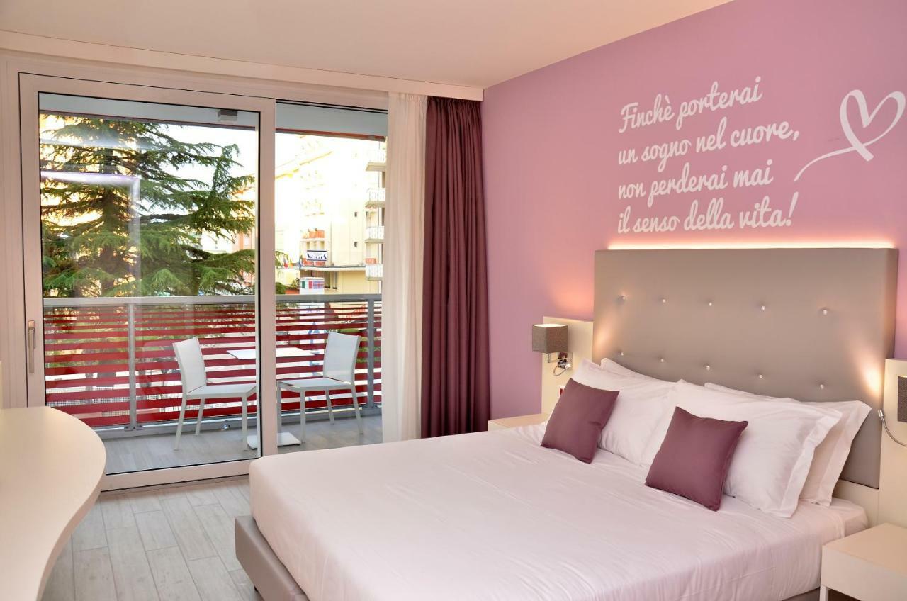 Hotel Amburgo Bibione Eksteriør bilde