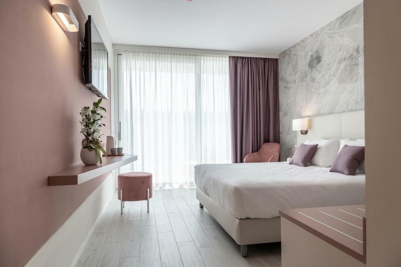 Hotel Amburgo Bibione Eksteriør bilde