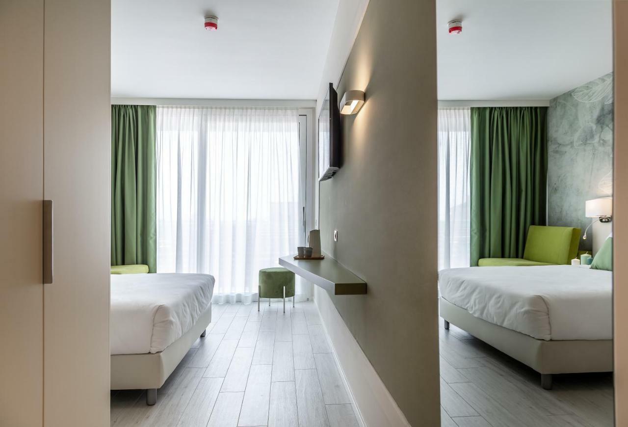Hotel Amburgo Bibione Eksteriør bilde